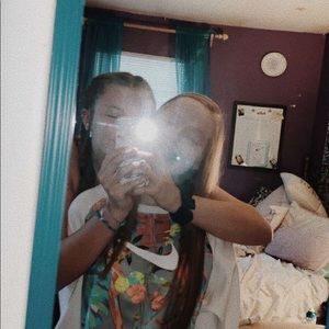 Meet your Posher, Abbie